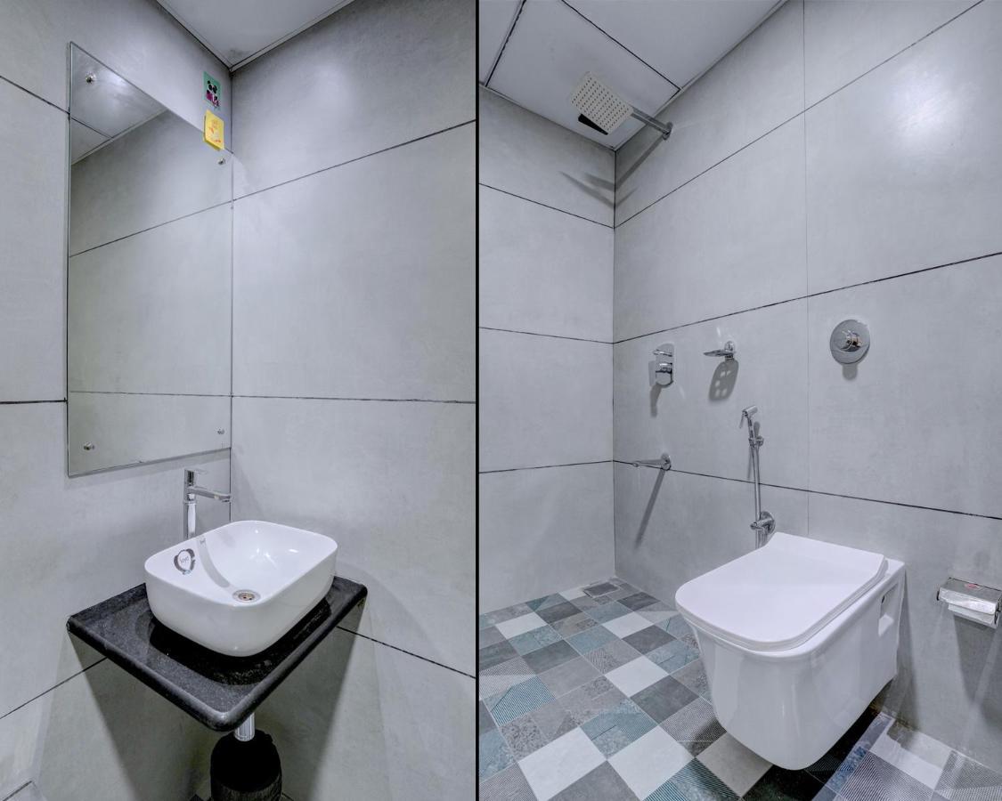 Hotel Arts International Mumbai Ngoại thất bức ảnh